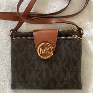 Michael Kors Crossbody Bag